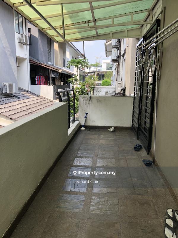 2.5-storey Terraced House for Sale in meadow lake fields, Sungai Besi by Leonard Chin - iProperty.com.my