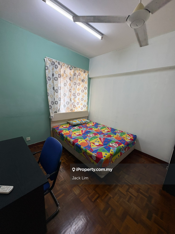 For Rent - Vista Komanwel B