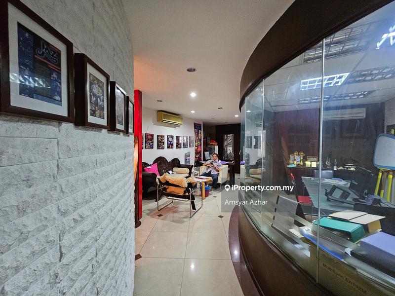 Shop-Office for Sale in Petaling Jaya, Petaling Jaya by Amsyar Azhar - iProperty.com.my