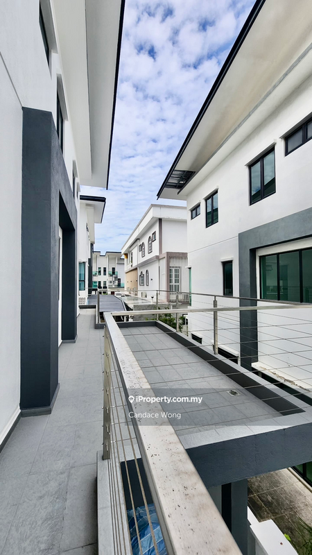 Rumah Berkembar untuk Dijual di Taman Villa Perdana, Kajang oleh Candace Wong - iProperty.com.my