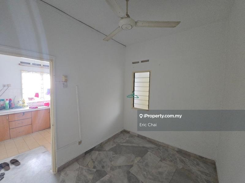 Rumah Berangkai 2 Tingkat untuk Dijual di Taman Puchong Intan, Puchong oleh Eric Chai - iProperty.com.my