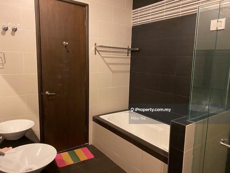 Rumah Berkembar untuk Disewa di Twin Palms, Bandar Sungai Long oleh Mike Na - iProperty.com.my