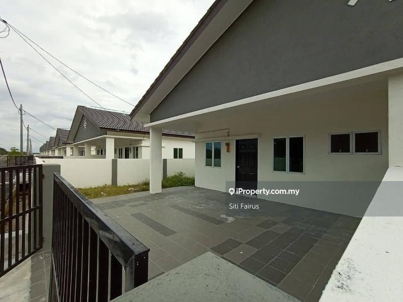 Rumah Berkembar untuk Dijual di Lagenda Teluk Intan, Teluk Intan oleh Siti Fairus - iProperty.com.my