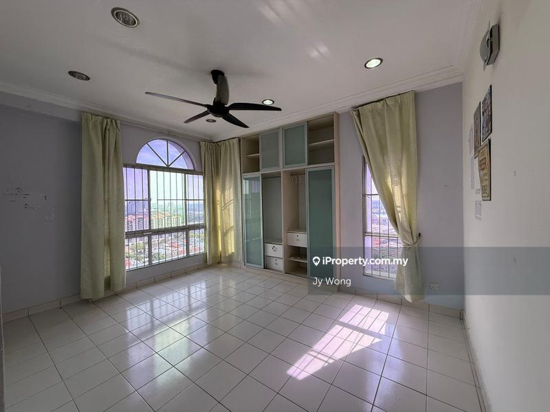 Condominium for Sale in La Vista Condominiums by Jy Wong - iProperty.com.my