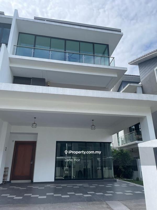 3-storey Terraced House for Sale in 16 Sierra, Puchong by Jane Hor - iProperty.com.my