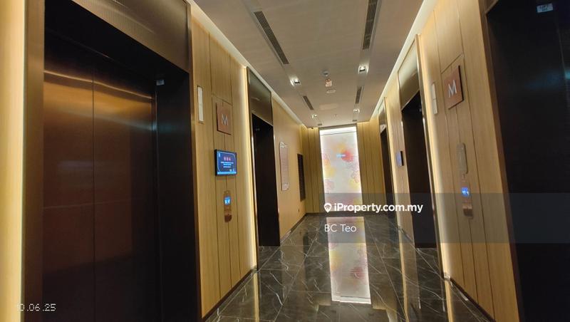 For Sale - Imperial Lexis