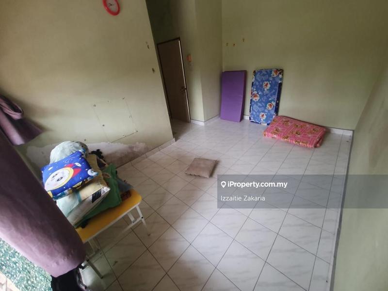 1-storey Terraced House for Sale in End Lot Terrace Seksyen 4 Bangi, Bangi by Izzaitie Zakaria - iProperty.com.my