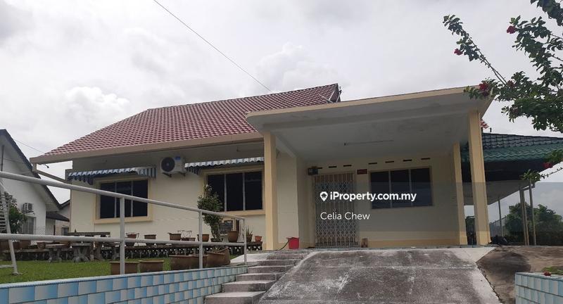 Bungalow House for Sale in Hock Lee Housing, Tampin by Celia Chew - iProperty.com.my