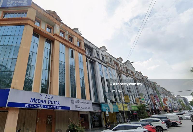 For Sale - Medan Putra Menjalara , good / prime location for investment or own use