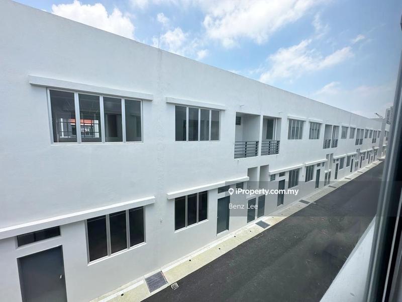 Kedai untuk Dijual di 085hl, Puncak Alam oleh Benz Lee - iProperty.com.my