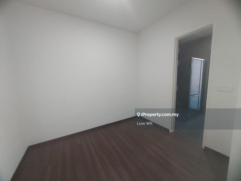 Rumah Berangkai 3 Tingkat untuk Dijual di Happy Garden, Kuchai Lama oleh Low WK - iProperty.com.my