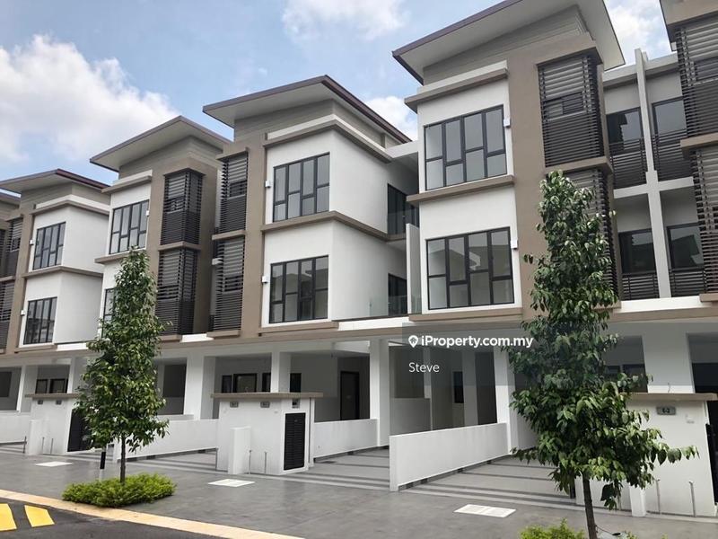 Townhouse for Sale in 16 Sierra, Puchong by Steve - iProperty.com.my