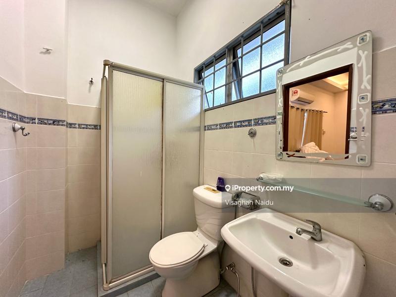 Bungalow House for Sale in Bandar Country Homes, Rawang by Visaghan Naidu - iProperty.com.my