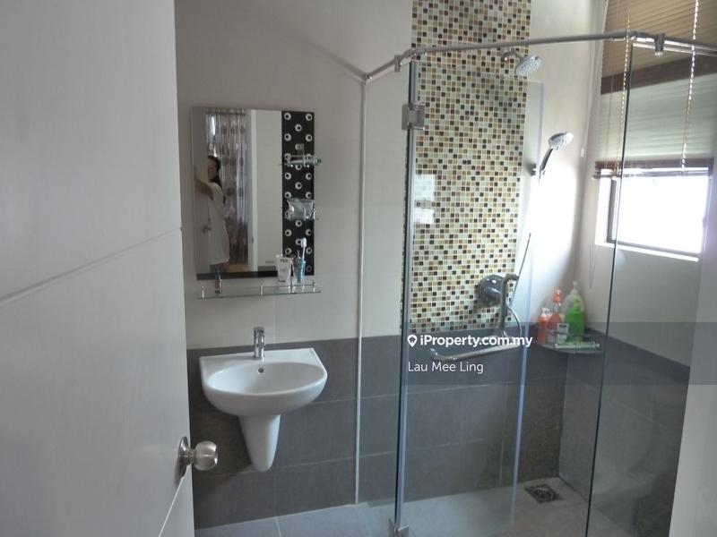 Condominium for Sale in Papillon Desahill Condominium by Lau Mee Ling - iProperty.com.my