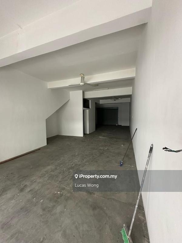 Shop / Office untuk Disewa di Taman Dutamas, Cheras oleh Lucas Wong - iProperty.com.my
