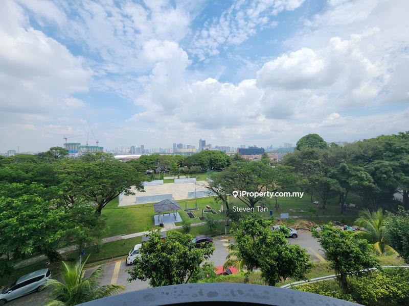 For Sale - La Vista Condominiums