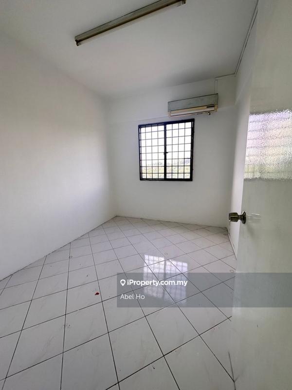 Apartment for Sale in Pangsapuri Vista Serdang by Abel Ho - iProperty.com.my