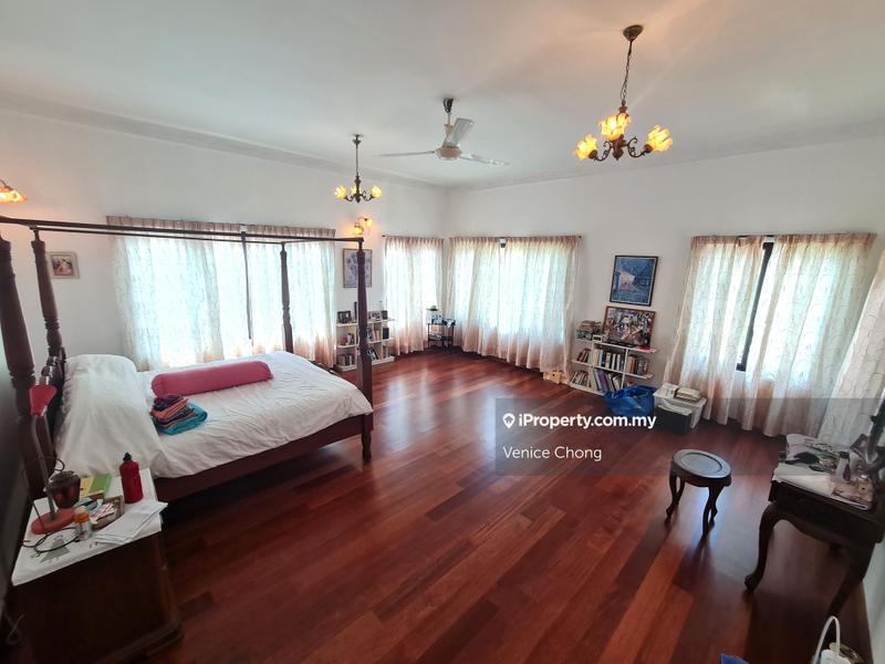 Bungalow House for Sale in Country Heights, Kajang by Venice Chong - iProperty.com.my
