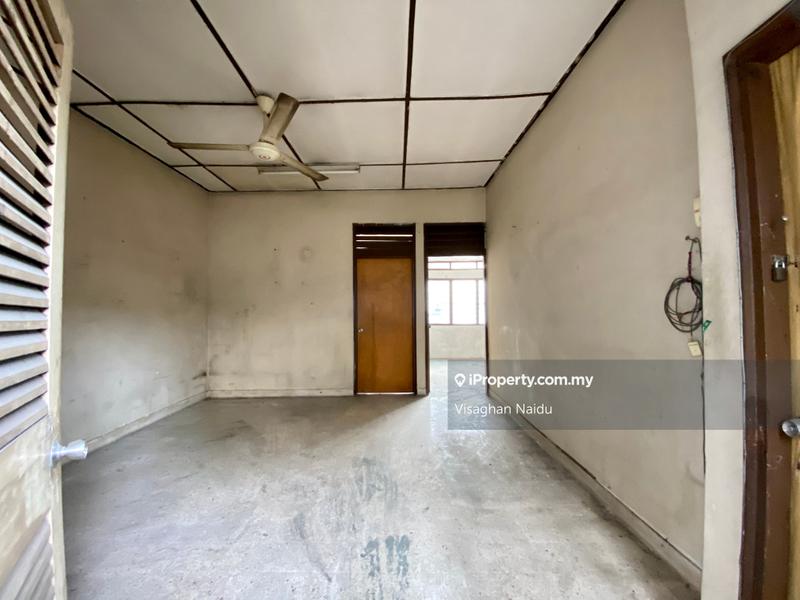Shop / Office for Sale in Taman Maluri, Cheras by Visaghan Naidu - iProperty.com.my