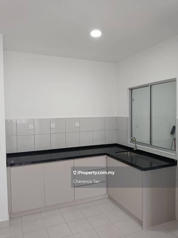 For Rent - Suria Pantai