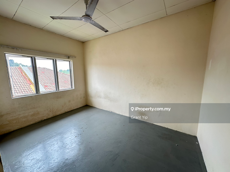 Semi-Detached House for Sale in Taman Puncak Jalil, Seri Kembangan by Grant Yip - iProperty.com.my