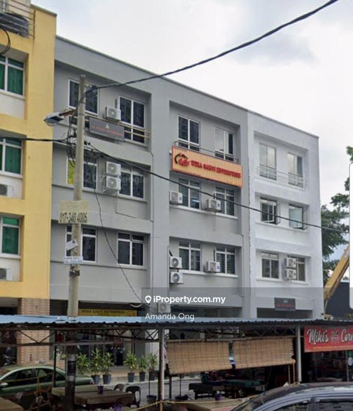 For Sale - Corner 4 sty Shoplots @ Medan Batu Caves, Taman Sri Batu Caves