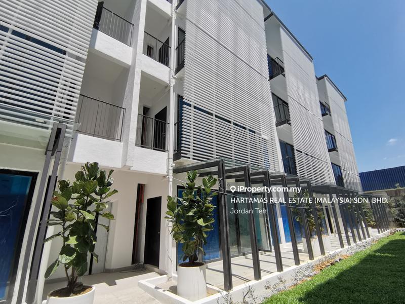 Rumah Bandar untuk Dijual di AmanAra Residence, Kayu Ara, Petaling Jaya, Kayu Ara oleh Jordan Teh - iProperty.com.my