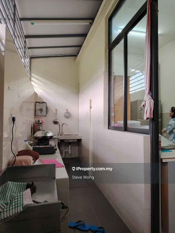 Rumah Berangkai 3 Tingkat untuk Dijual di Taman Puncak Jalil, Seri Kembangan oleh Steve Wong - iProperty.com.my