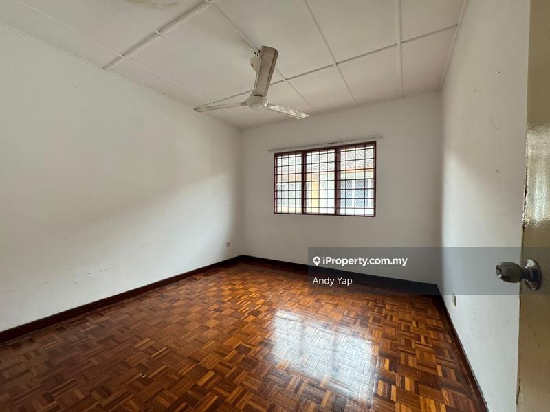 Terraced House for Sale in Bandar Country Homes, Rawang by Andy Yap - iProperty.com.my