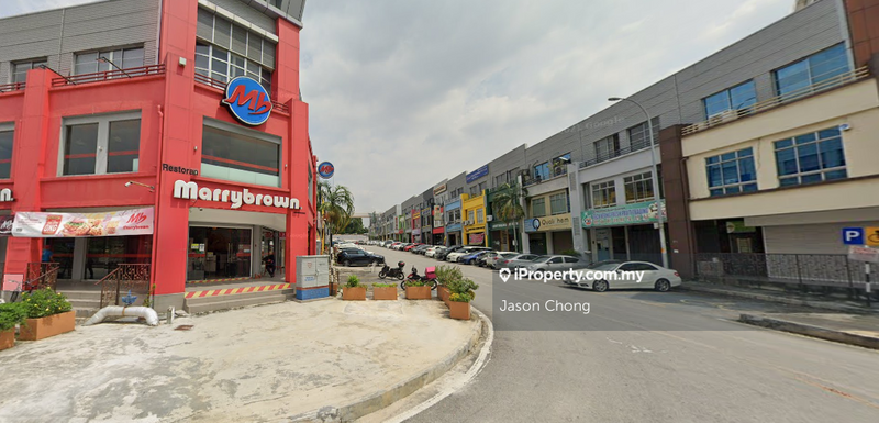 For Sale - 42' x 70' 3-Storey Shop @Bayu Tinggi Taipan | CORNER LOT FOR SALE