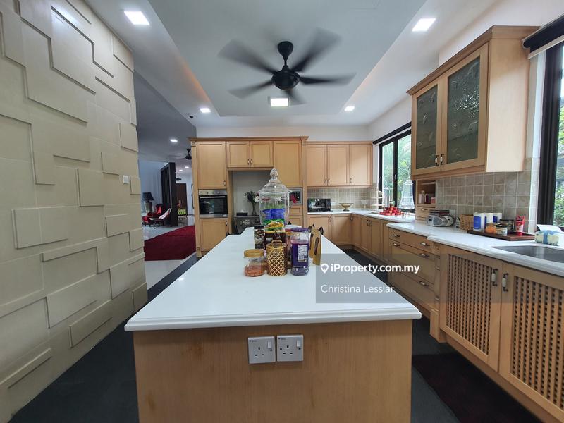 Bungalow House for Sale in Seksyen 13, Shah Alam by Christina Lesslar - iProperty.com.my