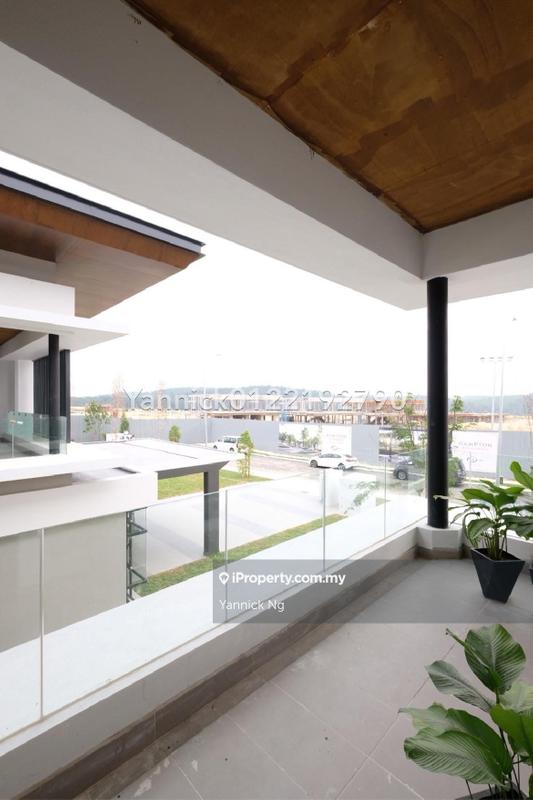 Bungalow House for Sale in Sungai Buloh, Selangor by Yannick Ng - iProperty.com.my