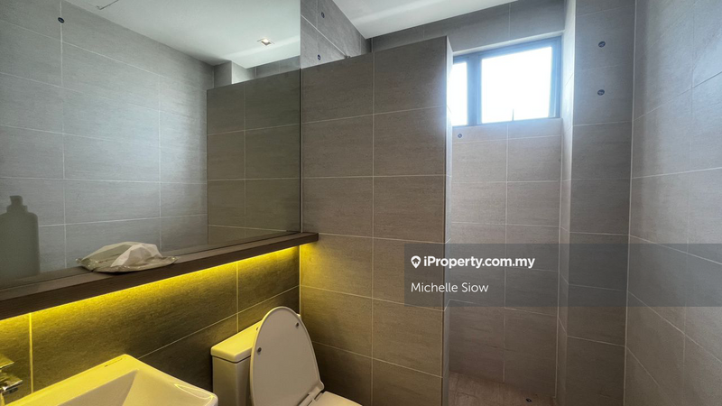 Rumah Berkembar untuk Dijual di Taman Semanja, Kajang oleh Michelle Siow - iProperty.com.my