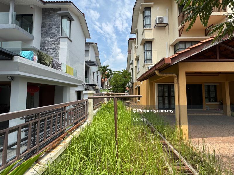 Rumah Berkembar untuk Dijual di Jalil Sutera, Bukit Jalil oleh Ck Yee - iProperty.com.my