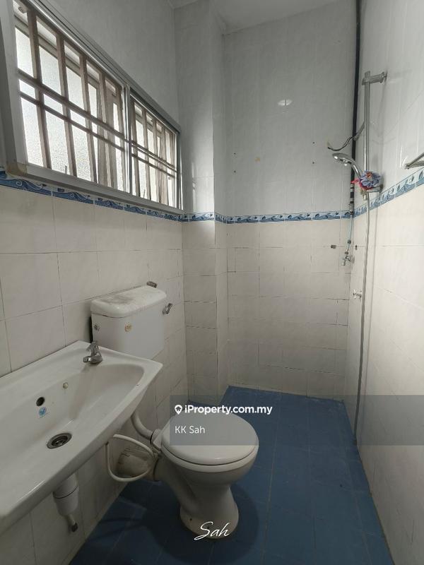 Rumah Teres 2-Tingkat untuk Dijual di Pekan Semenyih, Semenyih oleh KK Sah - iProperty.com.my
