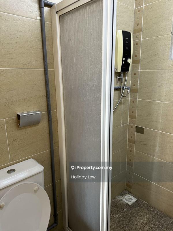 Residensi Servis untuk Disewa di Kuchai Avenue oleh Holiday Lew - Bathroom - iProperty.com.my