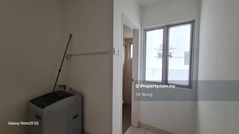 3-storey Terraced House for Sale in Bayu Heights 2 Serdang Seri Kembangan, Seri Kembangan by SR Wong - iProperty.com.my