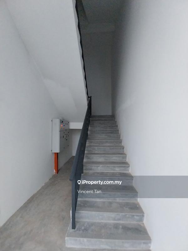 Semi-D Kilang untuk Dijual di Kota Warisan, Sepang oleh Vincent Tan - iProperty.com.my