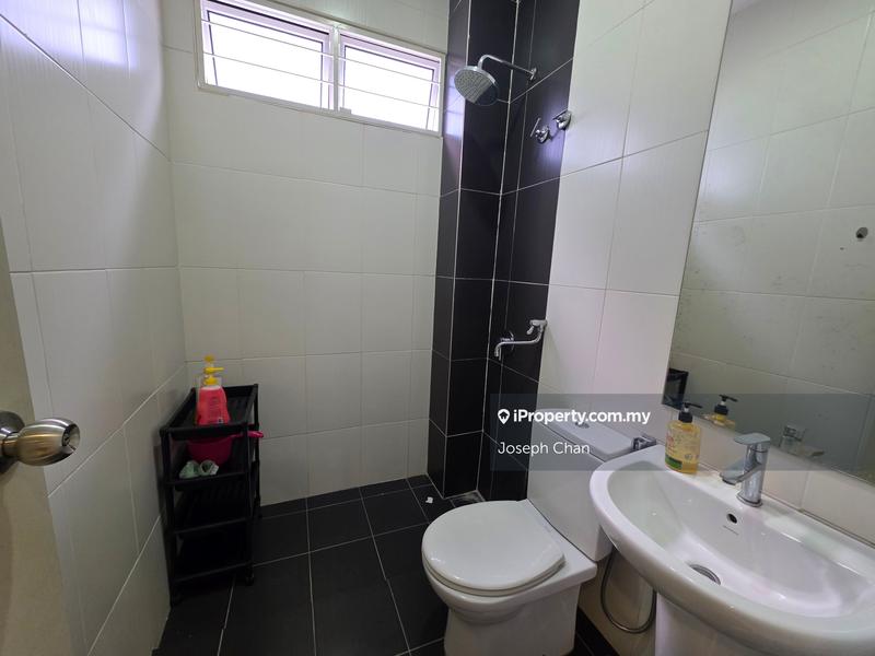 Rumah Berangkai 2 Tingkat untuk Dijual di Seksyen 13, Shah Alam oleh Joseph Chan - iProperty.com.my