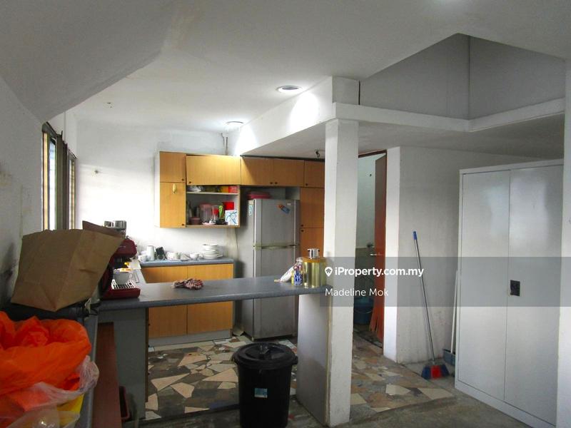 Kedai-Pejabat untuk Dijual di Taman Desa, Kuala Lumpur oleh Madeline Mok - iProperty.com.my