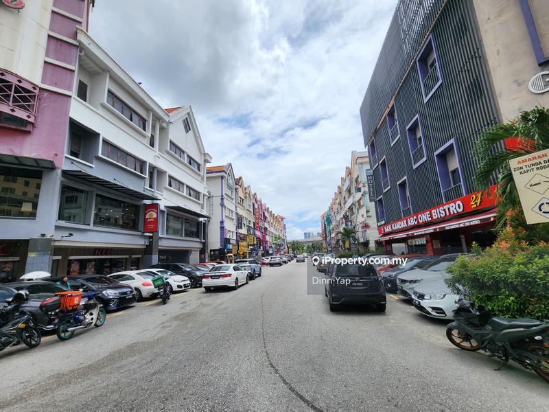 Shop / Office for Sale in Bandar Sunway, Sunway by Dinn Yap - iProperty.com.my