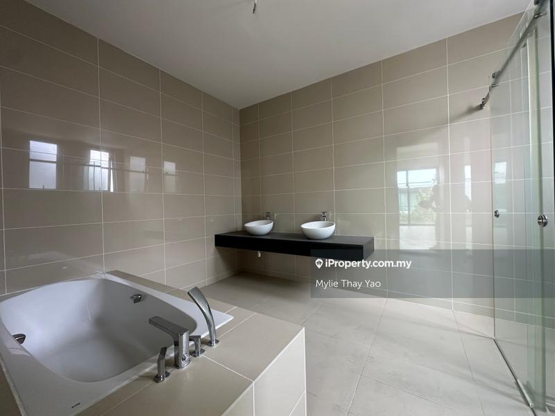 Bungalow House for Sale in Seremban 2, Negeri Sembilan by Mylie Thay Yao - iProperty.com.my