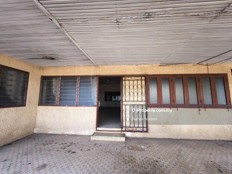 Bungalow House for Sale in Lundang, Kota Bharu by Nabila Nazori - iProperty.com.my