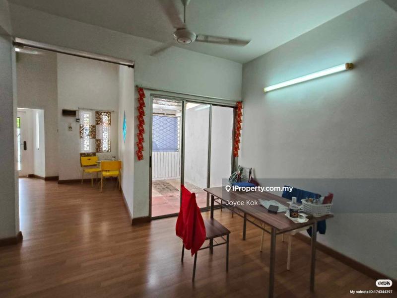 Rumah Teres 1.5-Tingkat untuk Dijual di Usj 11, Subang Jaya oleh Joyce Kok - iProperty.com.my