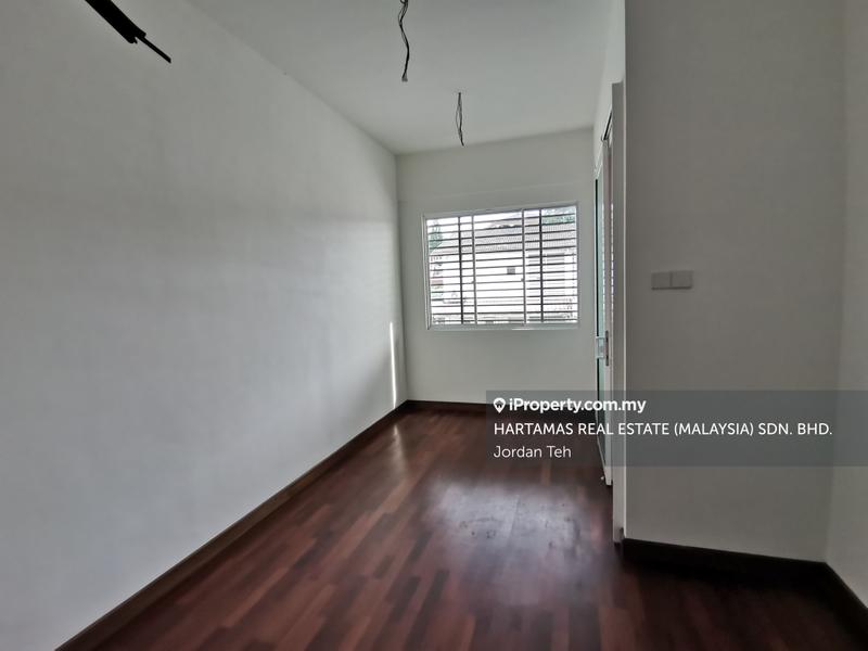 2.5-storey Terraced House for Sale in Taman Paramount, Petaling Jaya by Jordan Teh - iProperty.com.my