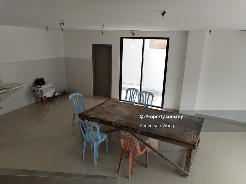 3-storey Terraced House for Sale in Taman Naga Emas, Salak South by Andeerson Wong - iProperty.com.my