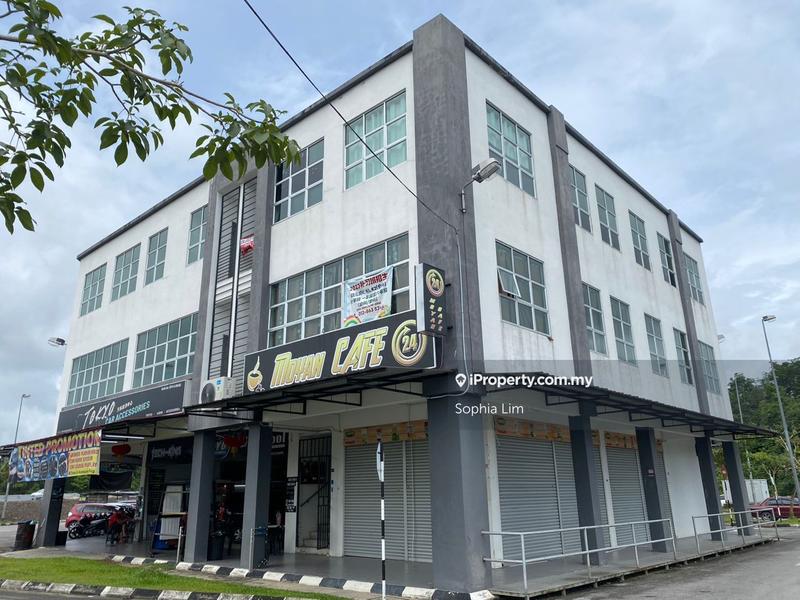 For Sale - Commercial Shop at Moyan Batu Kawa