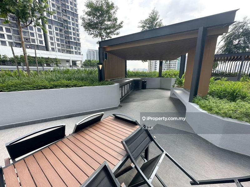 Service Residence for Sale in Sunway Avila Residences by Ka Ee - iProperty.com.my