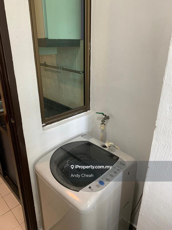 Pangsapuri untuk Dijual di Danga View Apartment oleh Andy Cheah - iProperty.com.my