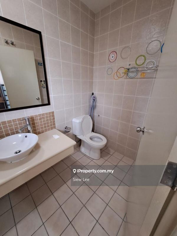 Townhouse for Sale in Sunway Damansara, Kota Damansara by Siew Lee - iProperty.com.my